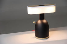 Afbeelding in Gallery-weergave laden, DesignNest Bureaulamp en Spaarbak - CooleCadeau