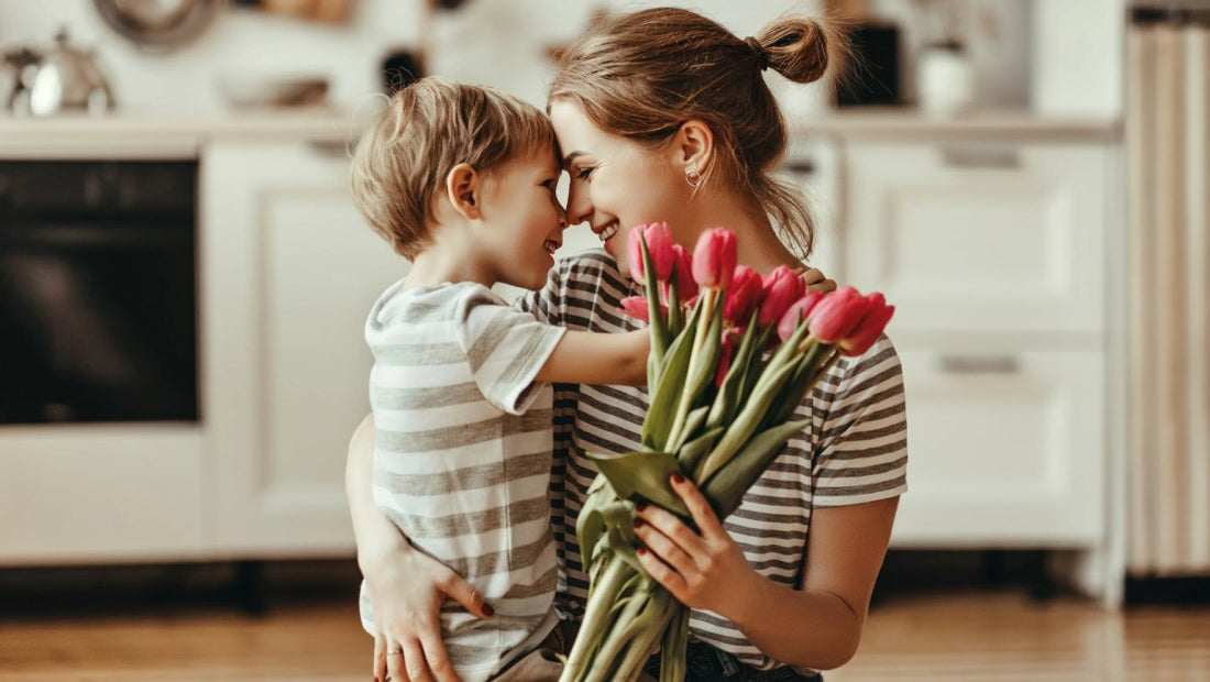 Moederdag Vieren: Een Hulde aan Onvoorwaardelijke Liefde - CooleCadeau