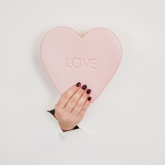 Ornament- Snoephart Beeld 'LOVE'- Keramiek- Licht Roze- 20x4x18,5cm