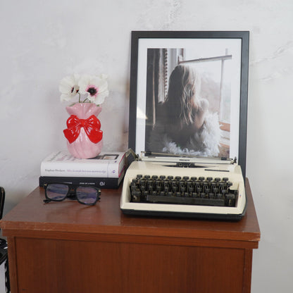 Vaasje - Met Strik - Keramiek - Roze/Rood - 11x10x16cm