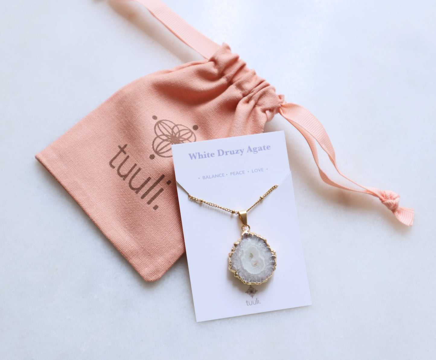 Halskette aus weißem Druzy-Achat für Klarheit und Positivität